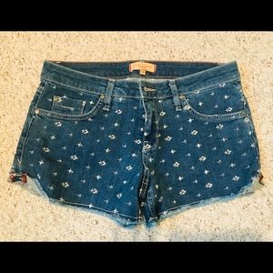 Sanctuary denim shorts size 26, new.